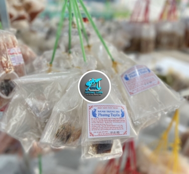 Bánh tráng chấm sate cây