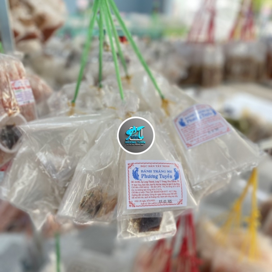 Bánh tráng chấm sate cây